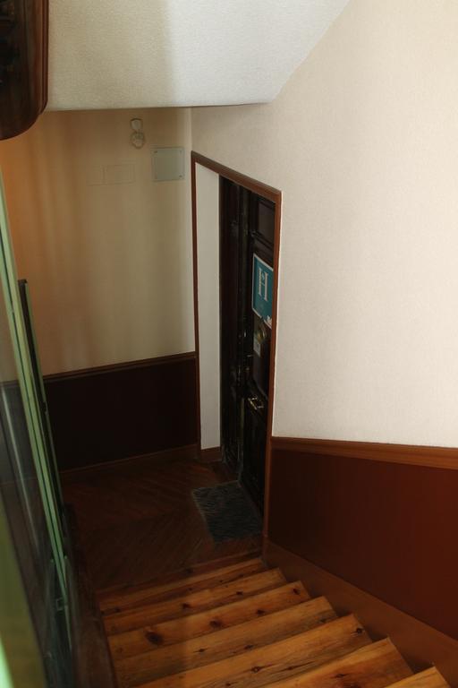 Hostal Graciela Мадрид Экстерьер фото