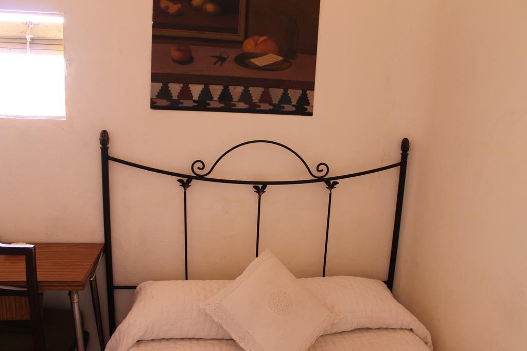 Hostal Graciela Мадрид Номер фото