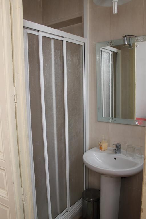 Hostal Graciela Мадрид Номер фото