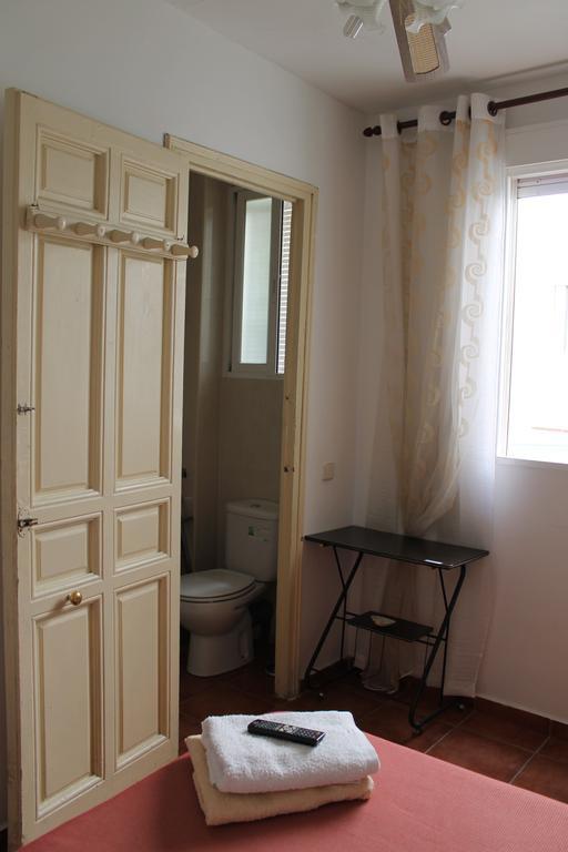 Hostal Graciela Мадрид Экстерьер фото