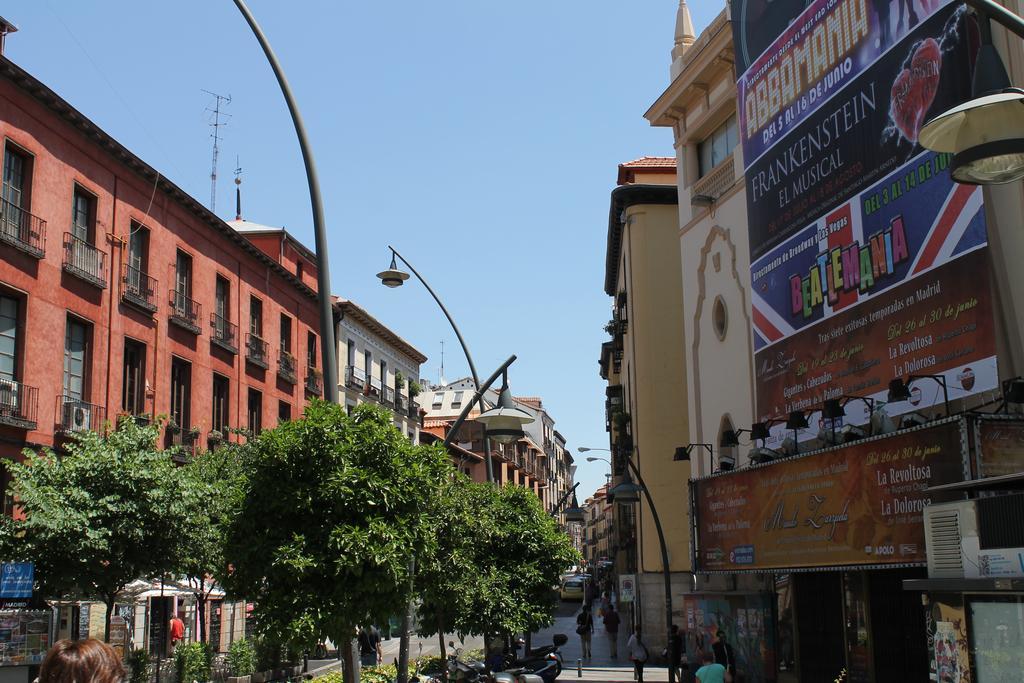 Hostal Graciela Мадрид Экстерьер фото